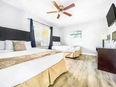 The Palms - 41