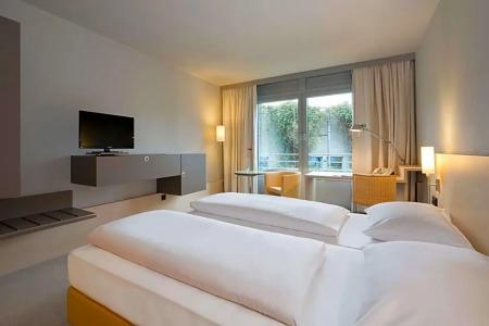 Atlantic Universum - 25