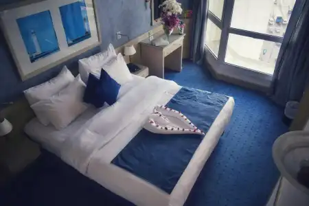 Romance Alexandria - 24