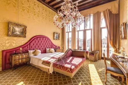 Pesaro Palace - 37