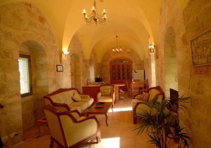 St. George’s Cathedral Pilgrim Guesthouse – Jerusalem - 9
