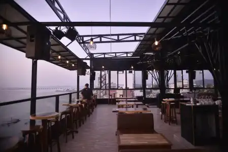 Venus & Sky Bar Phu Quoc - 14