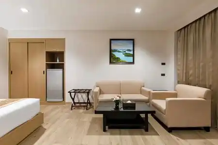 Adelphi Pattaya - 77