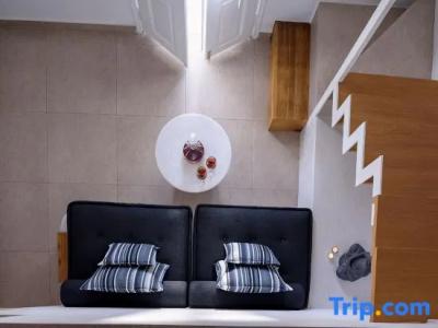 Muses Cycladic Suites - 101