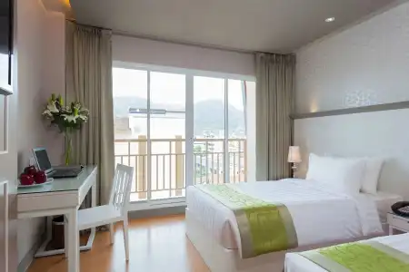 Best Western Patong Beach - 4