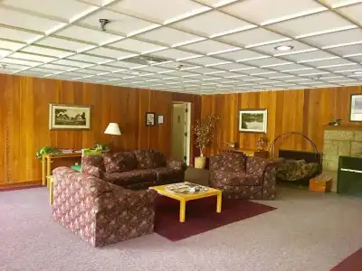 Forest Glen Inn - 0