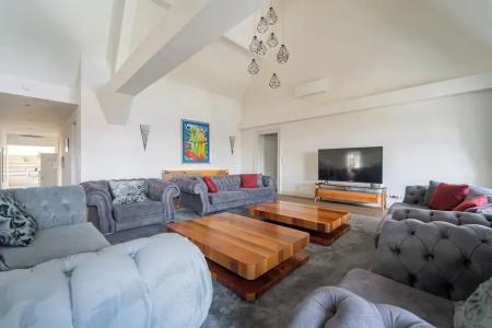 Luxury Style Apartments - 38