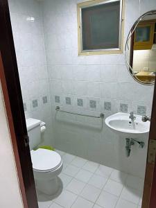 Mall Suites - 399