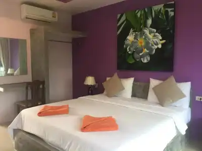Baan Suan Ta - 163