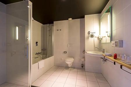 Leonardo Almere City Center - 38