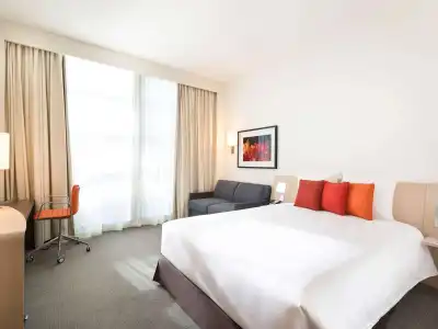 Novotel Abu Dhabi Al Bustan - 7