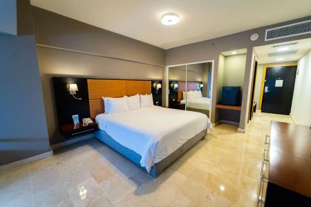 Radisson - 6