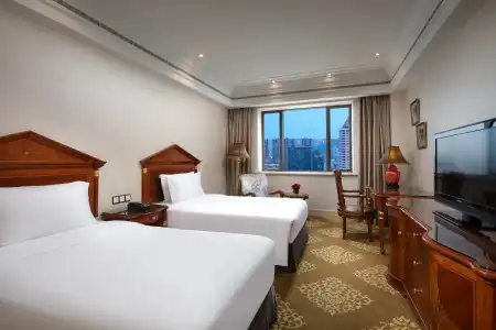Crowne Plaza Shanghai Nanjing Road by IHG - 5