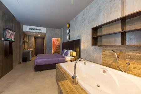Patong Signature Boutique - 37