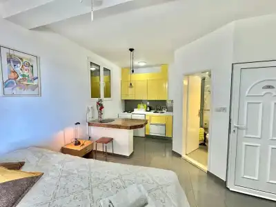 Sun Rose Apartments - 236