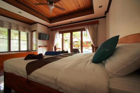 Blue Diamond Resort - 91