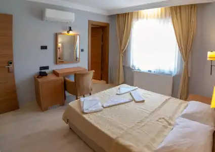 A. Emreli Suite - 1