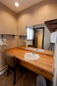 Banff International Hostel - 7