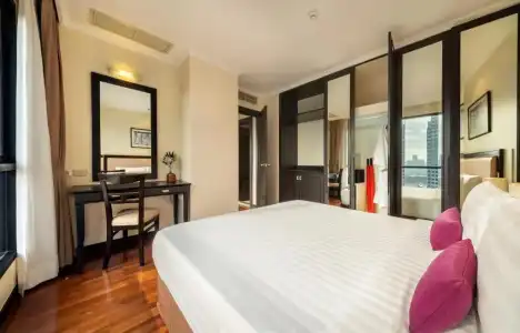 Bandara Silom Suites - 153