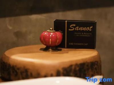 Sannot Riverside Boutique - 64