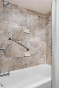 Deltas Burlington - 37