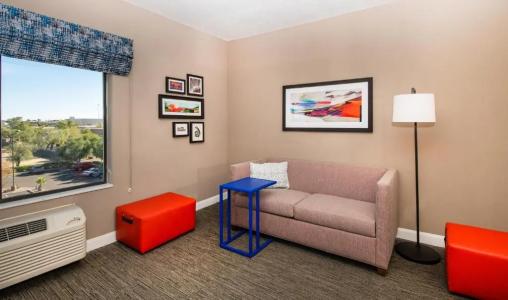 Hampton Inn Phoenix-Airport North - 64