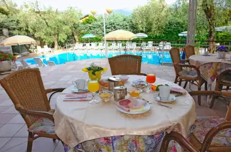 Alpi & Residence - 17