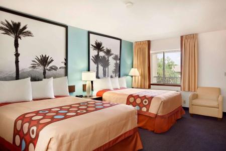Super 8 by Wyndham Indio - 17