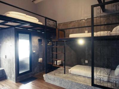 Silom Space Hostel - 49