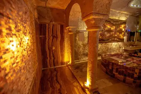 Oread Cave Suites - 324