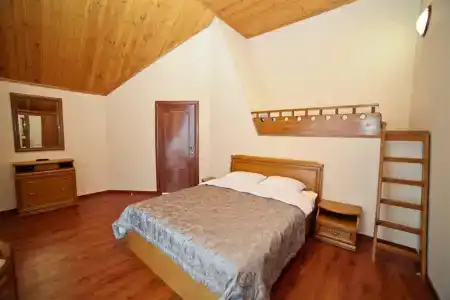 Alexandrovskaya Sloboda - 96