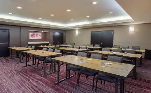 Courtyard by Marriott Knoxville Cedar Bluff - 17
