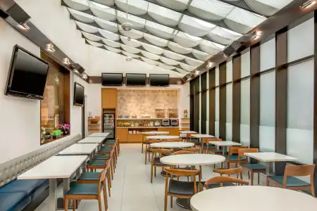 Fairfield by Marriott New York Manhattan Times Square - 12