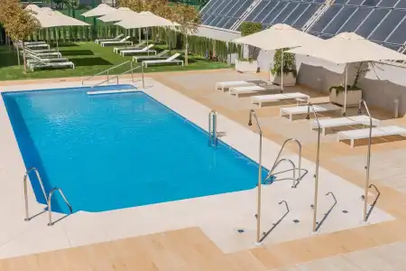 Hilton Garden Inn Sevilla - 12