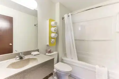Motel 6 Lethbridge, AB - 49