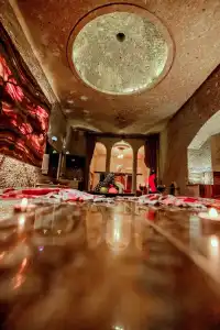 Oread Cave Suites - 373