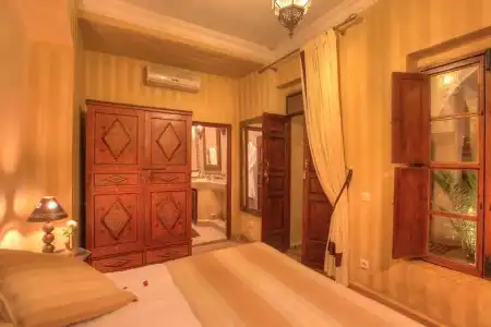 Riad Zayane - 33