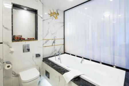 Royal Baltic Luxury Boutique - 51