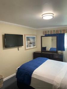 Ocean Park Inn - 52