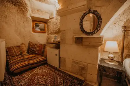 Serenus Cave Suites - 54