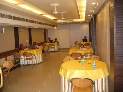Amar Inn - 8