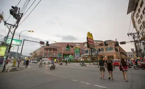 Magnific Patong - 25