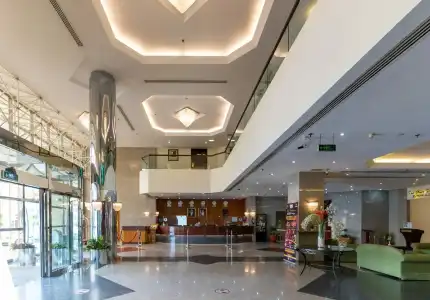 Avari - 16