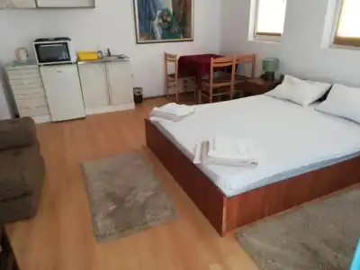 LaRos Apartments - 109