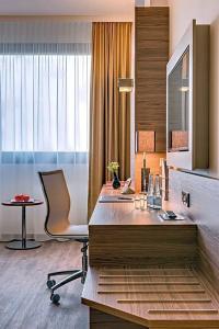 Radisson Blu, Bonn - 60