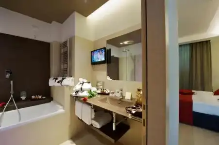 UNAHOTELS Villa dei Platani Foligno - 73