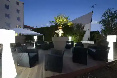 The Originals Boutique, Hôtel le Marmotel, Clermont-Ferrand - 23