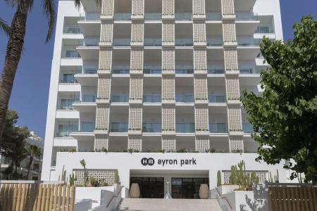 HM Ayron Park – Adults Only - 35