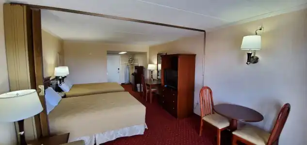 Sea Hawk Motel - 22