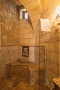 Solo Cave Suites - 117